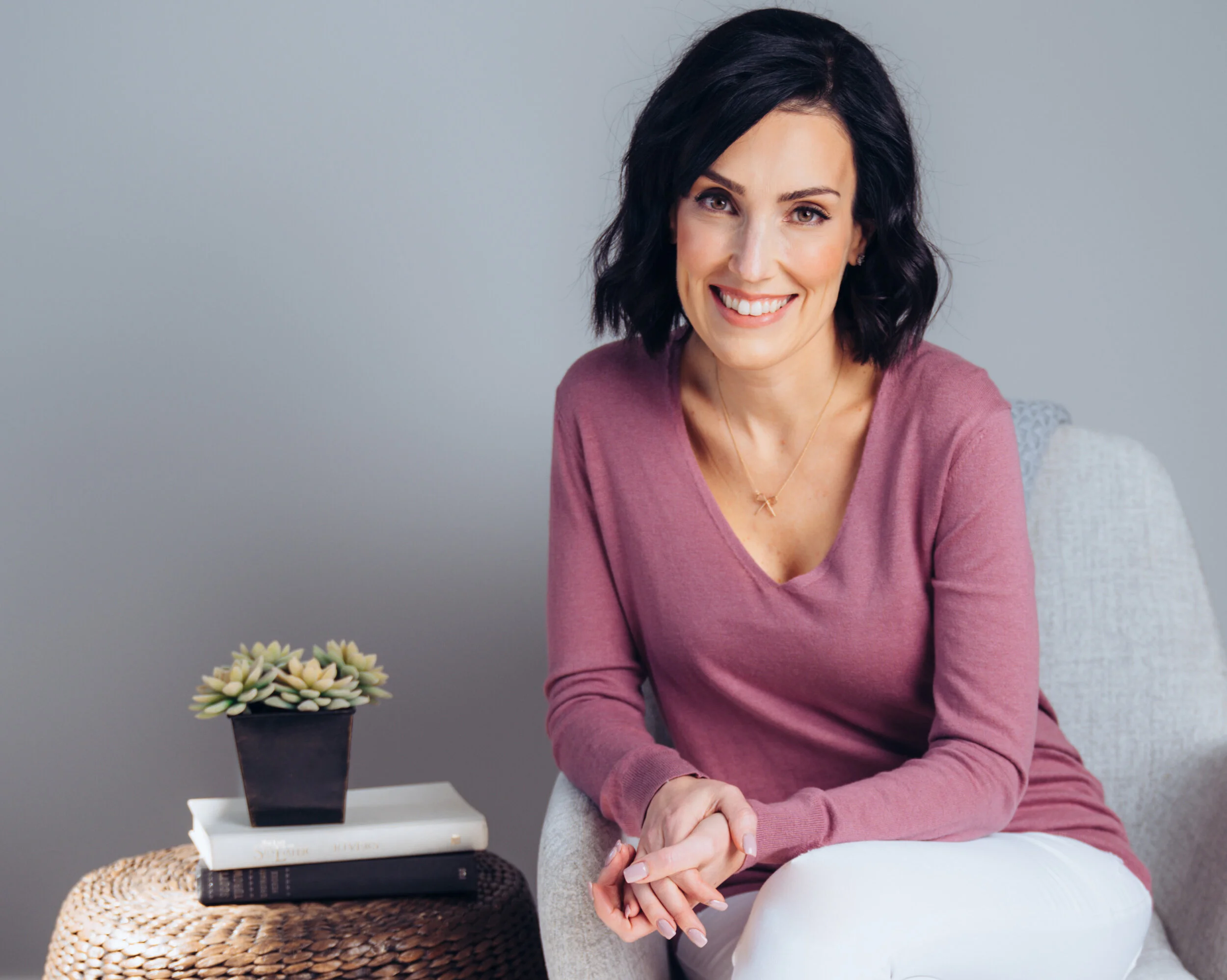 Realtor Kindra Sowden photographed during her Studio D brand session